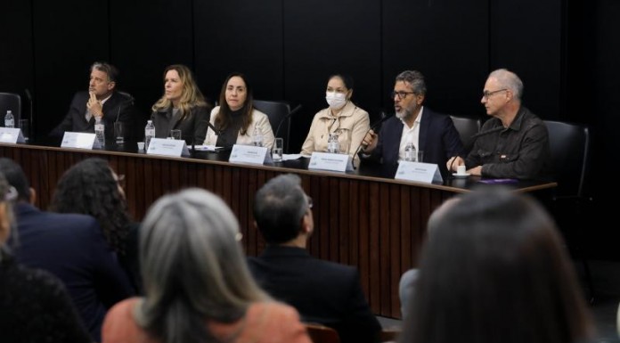 Representantes de residenciais de idosos e de associações da City Lapa participam de seminário